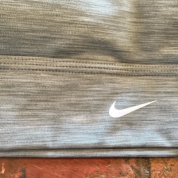 NEW NIKE GRAY DRI-FIT SPORTS BRA WOMEN’s LARGE - Picture 2 of 5